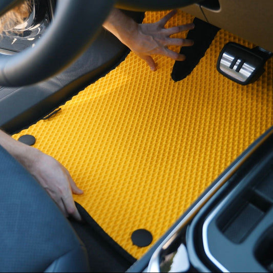 Prime EVA Universal Fussmatten für Auto aus Eva-Schaum, Zuschneidbare  rutschfeste Fußmatten für Auto, Hochwertiger als Gummimatten für Auto,  Geruchlos im Gegensatz zu Automatten als Gummi : : Auto & Motorrad